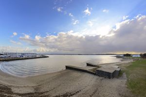 Walk to Beach- click for photo gallery